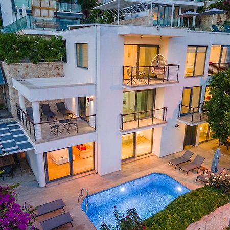 Luxus Villa Skyla Mit 5 Schlafzimmern & Meer-Blick Каш Экстерьер фото