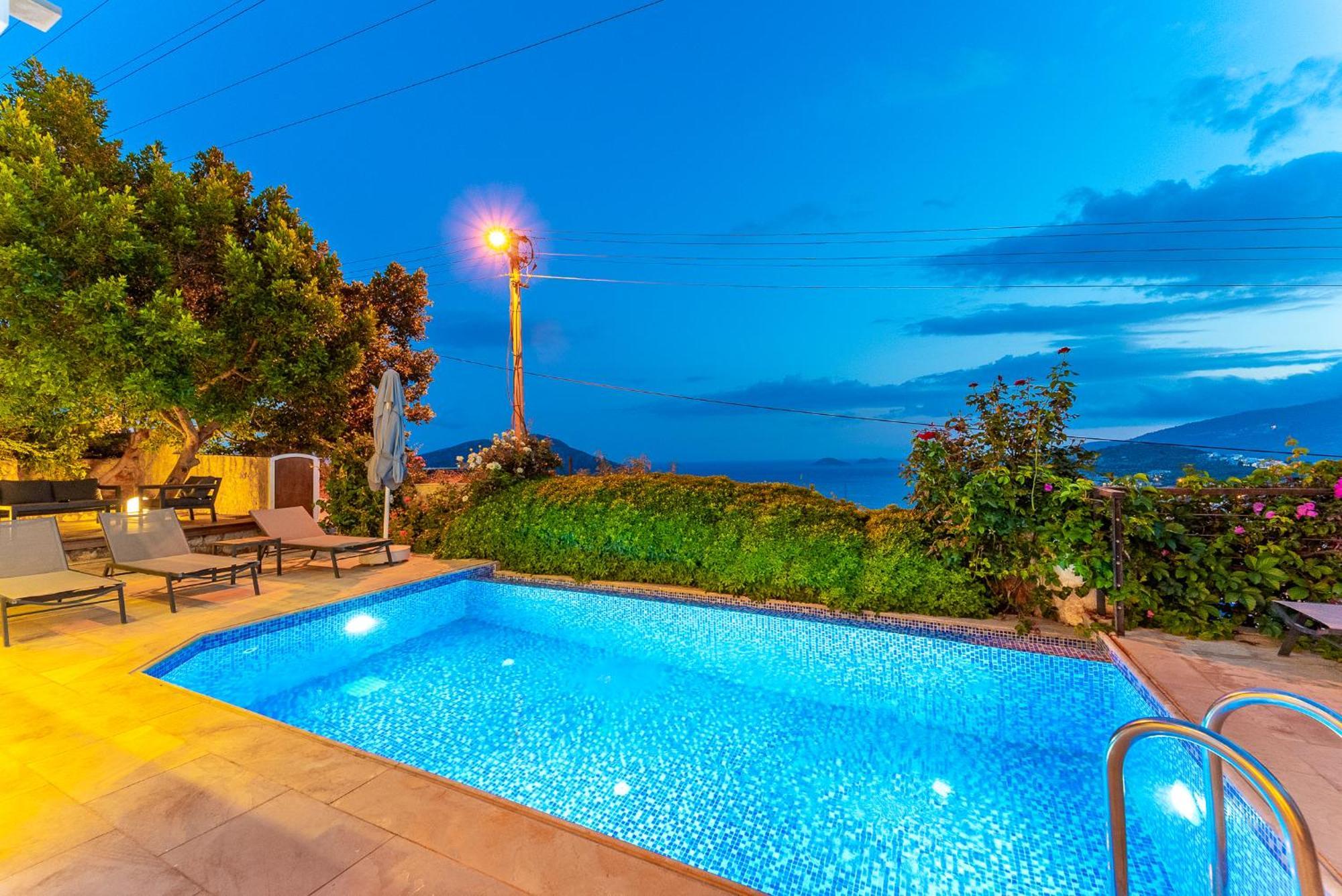 Luxus Villa Skyla Mit 5 Schlafzimmern & Meer-Blick Каш Экстерьер фото